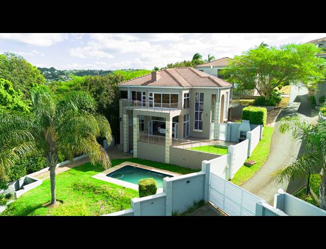 4 BEDROOM FREESTANDING FOR SALE IN BEACON BAY